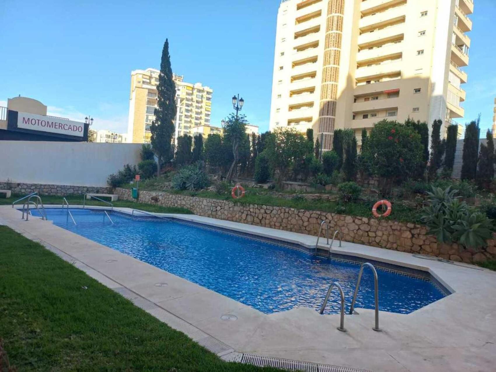 Nuevo Apartamento Junto Al Mar Fuengirola Bagian luar foto