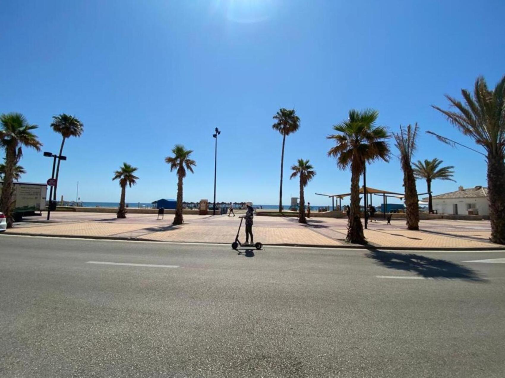 Nuevo Apartamento Junto Al Mar Fuengirola Bagian luar foto